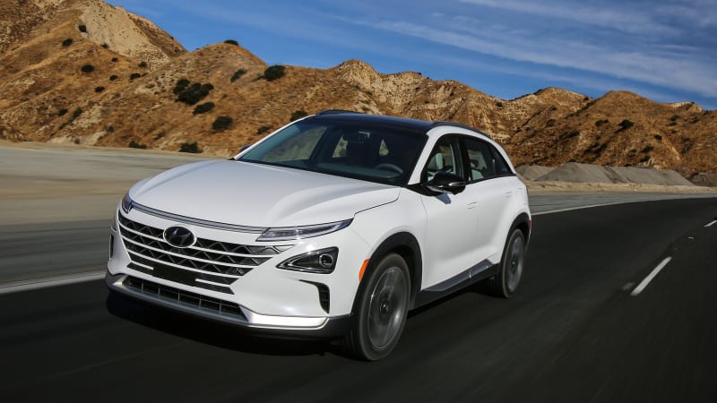 2019 Hyundai Nexo fuel-cell debuts in California by year’s end